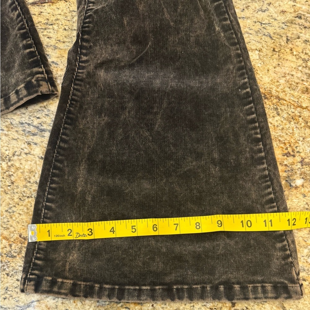 Easel Corduroy Pull On Jeans Women’s Size Small Black Acid Wash Flare Cowgirl - Picture 12 of 13